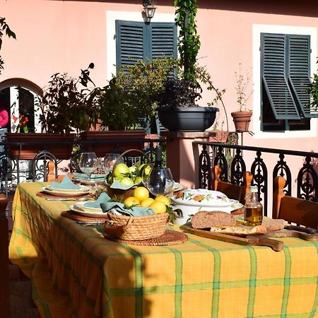 Ferienwohnung Il Carmine Charme & Terrace With Ac Lucca Exterior foto