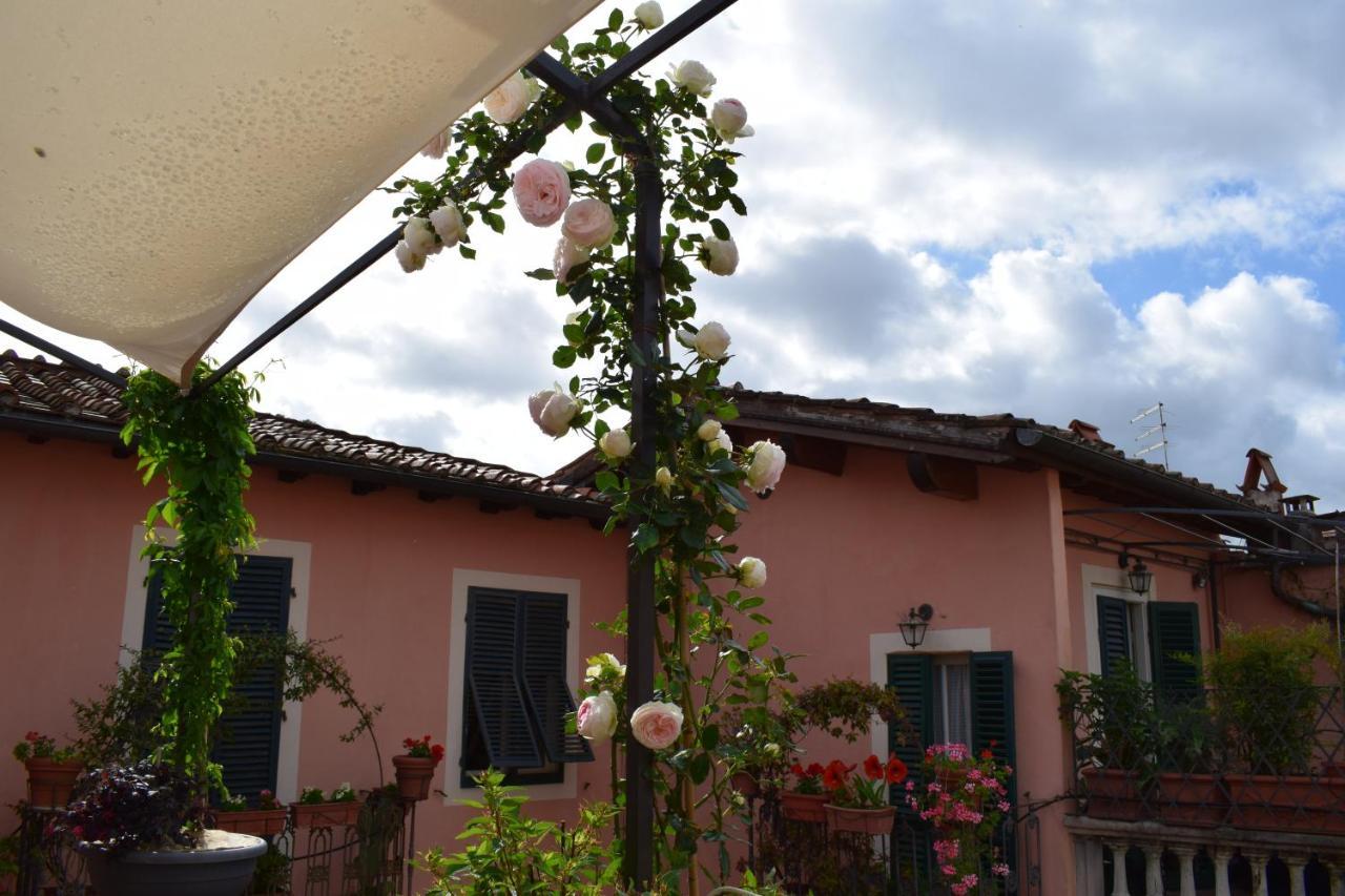 Ferienwohnung Il Carmine Charme & Terrace With Ac Lucca Exterior foto